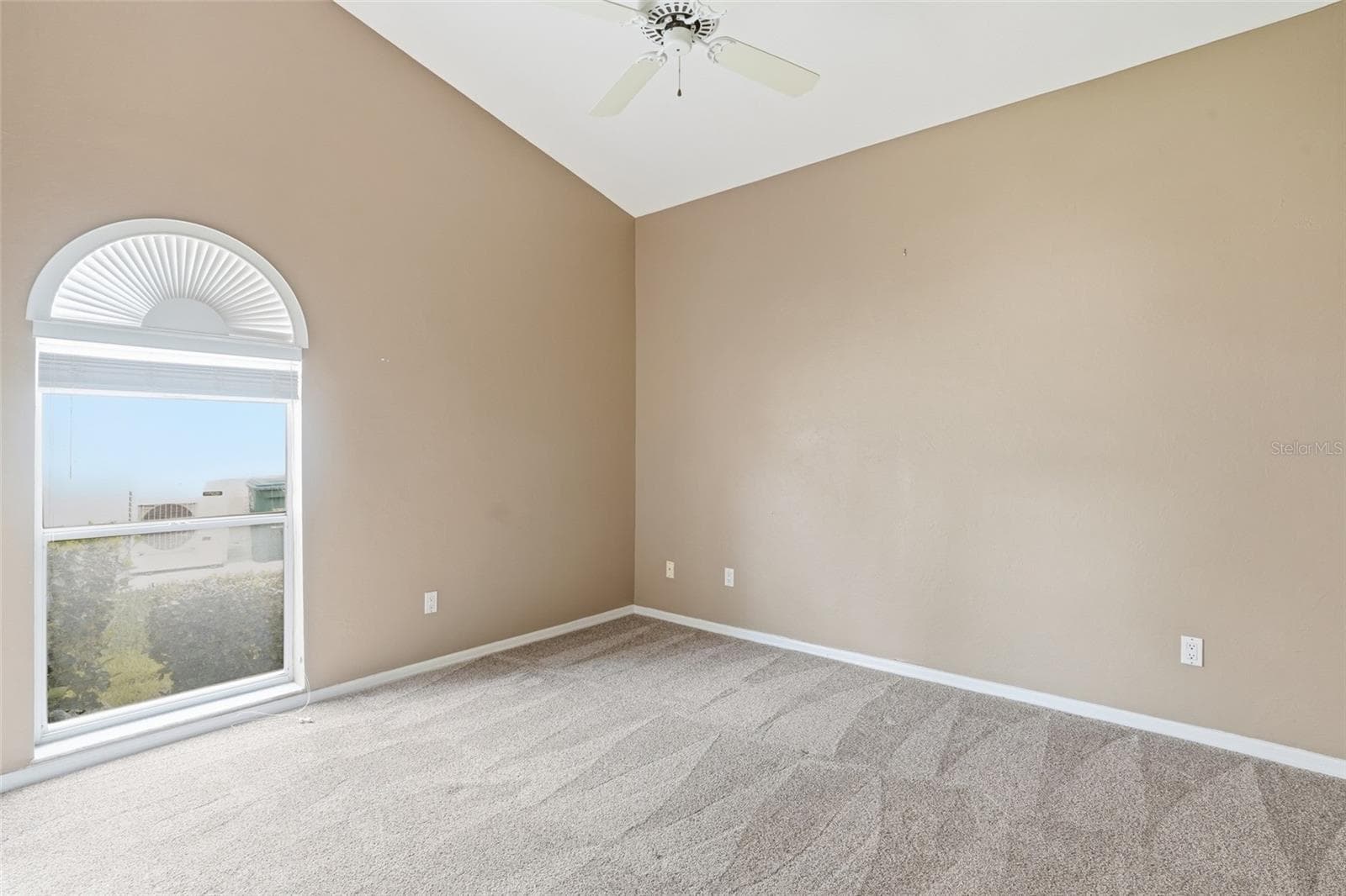 1411 54TH TERRACE — photo 31 of 58