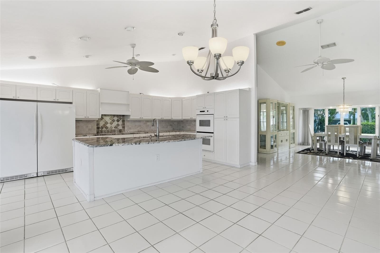 1411 54TH TERRACE — photo 14 of 58