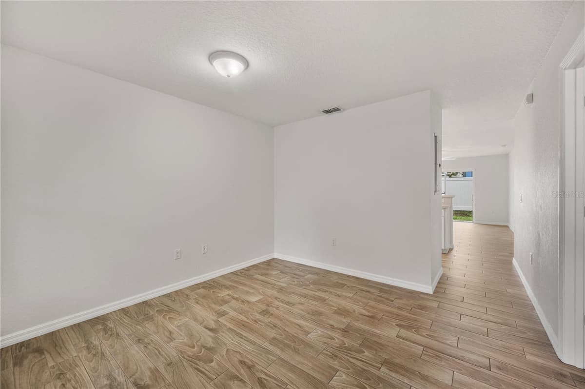 210 ORANGE AVENUE — photo 7 of 49