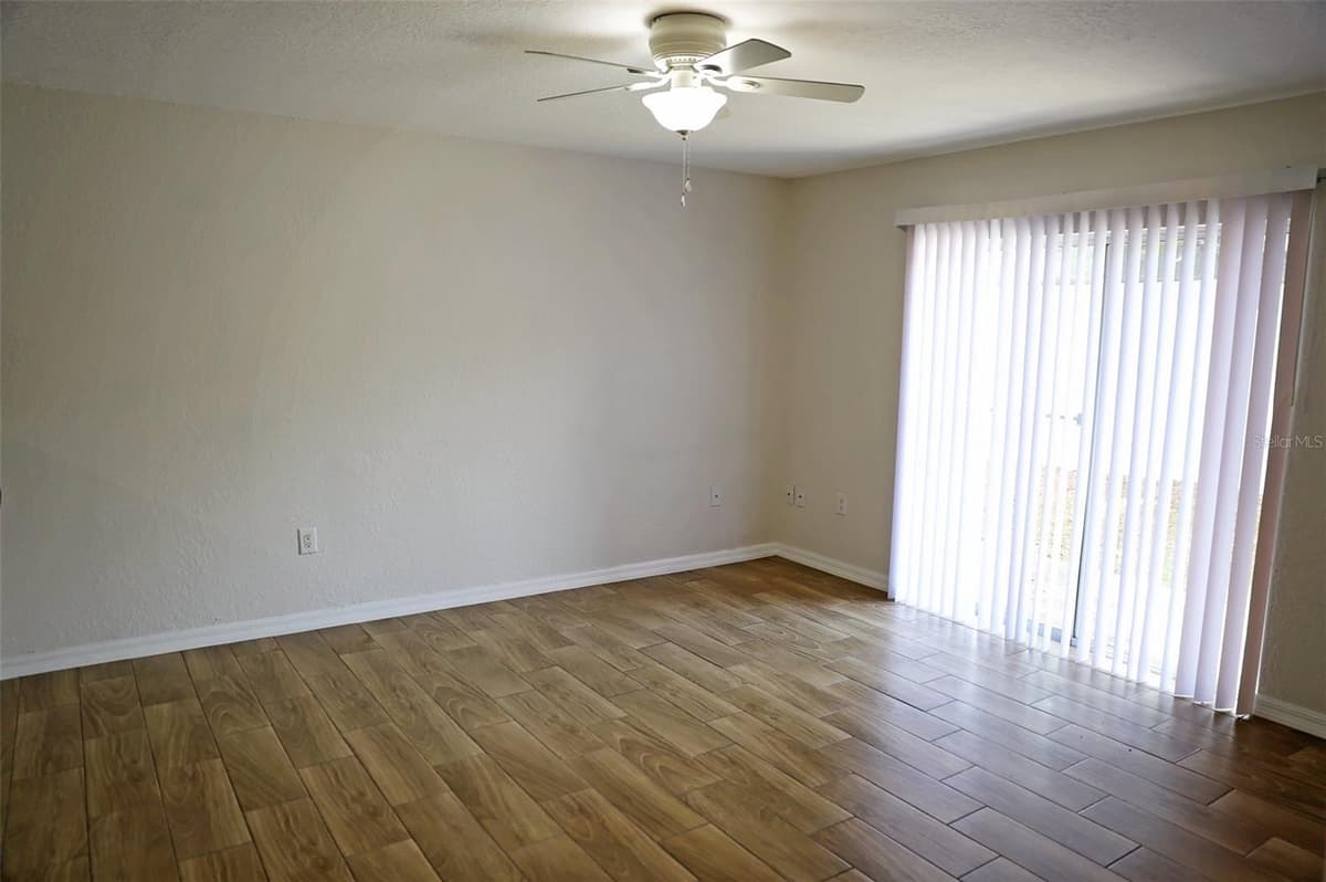 210 ORANGE AVENUE — photo 33 of 49
