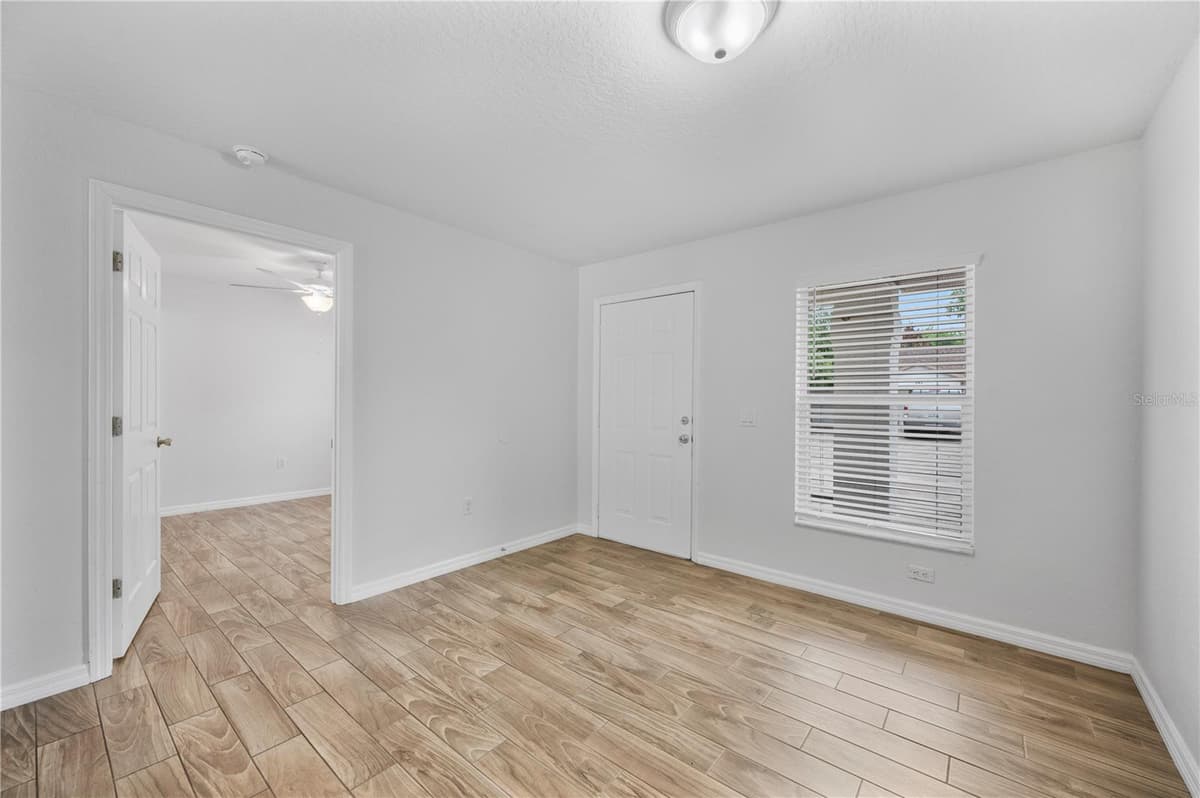 210 ORANGE AVENUE — photo 8 of 49