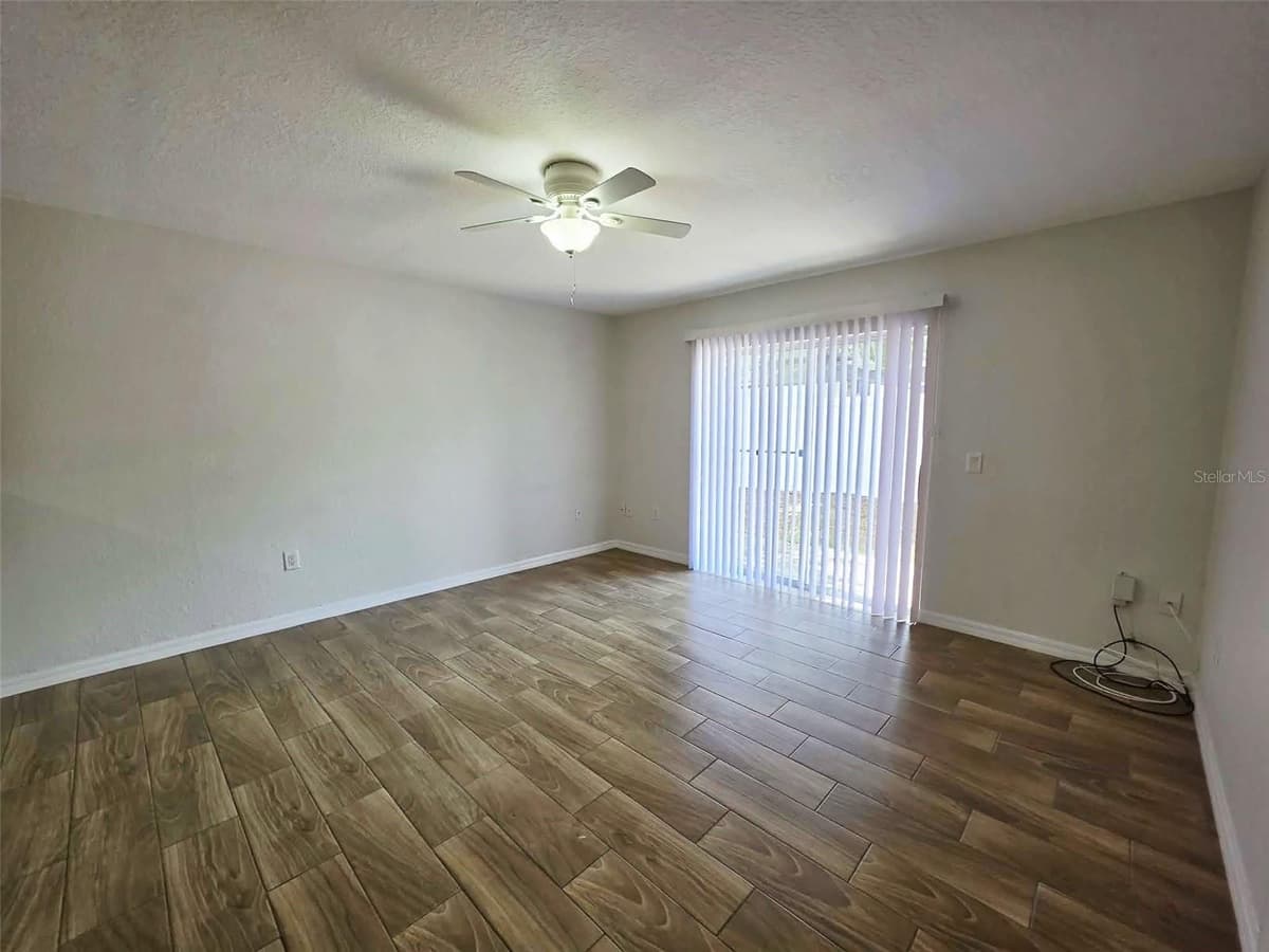210 ORANGE AVENUE — photo 32 of 49