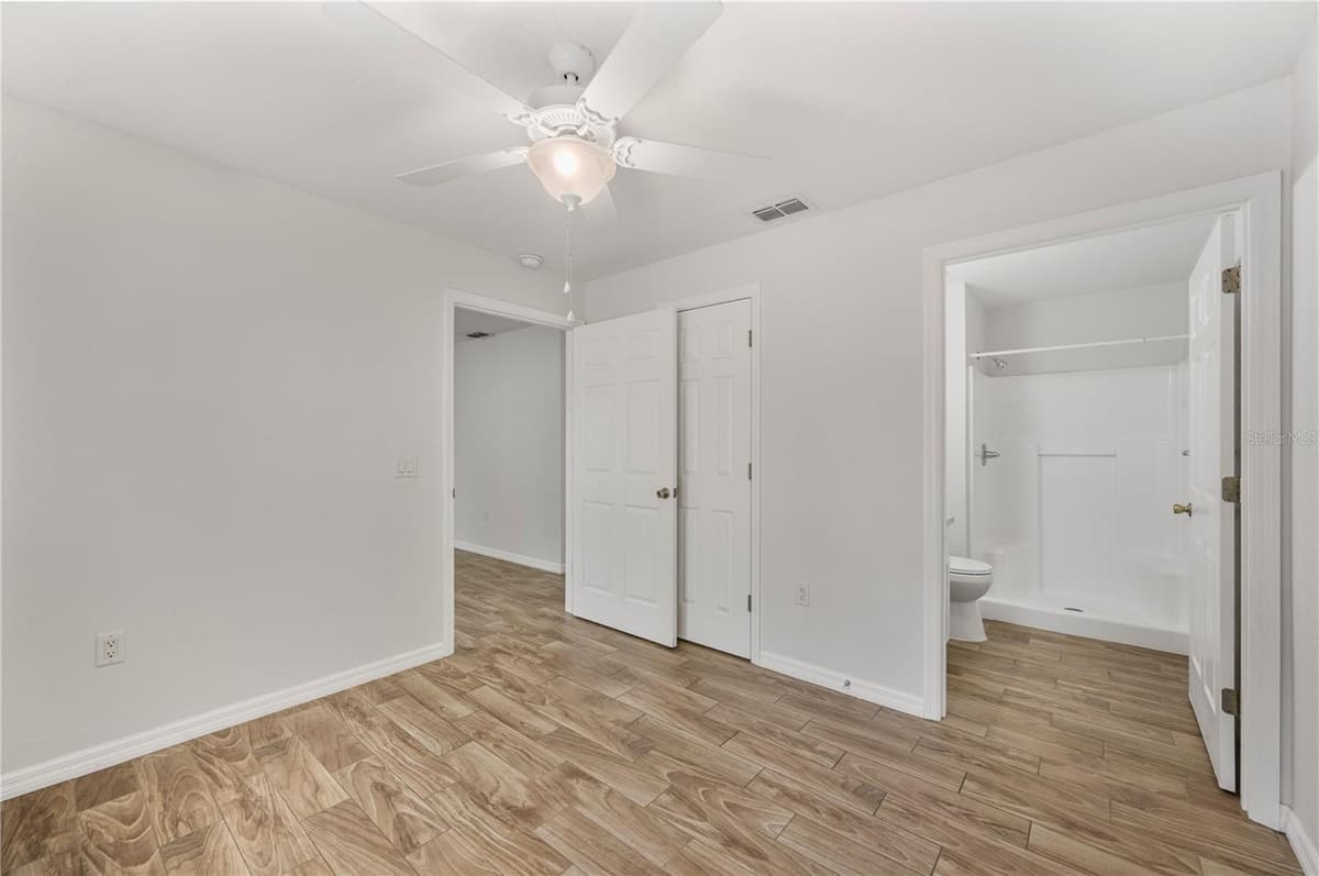 210 ORANGE AVENUE — photo 11 of 49