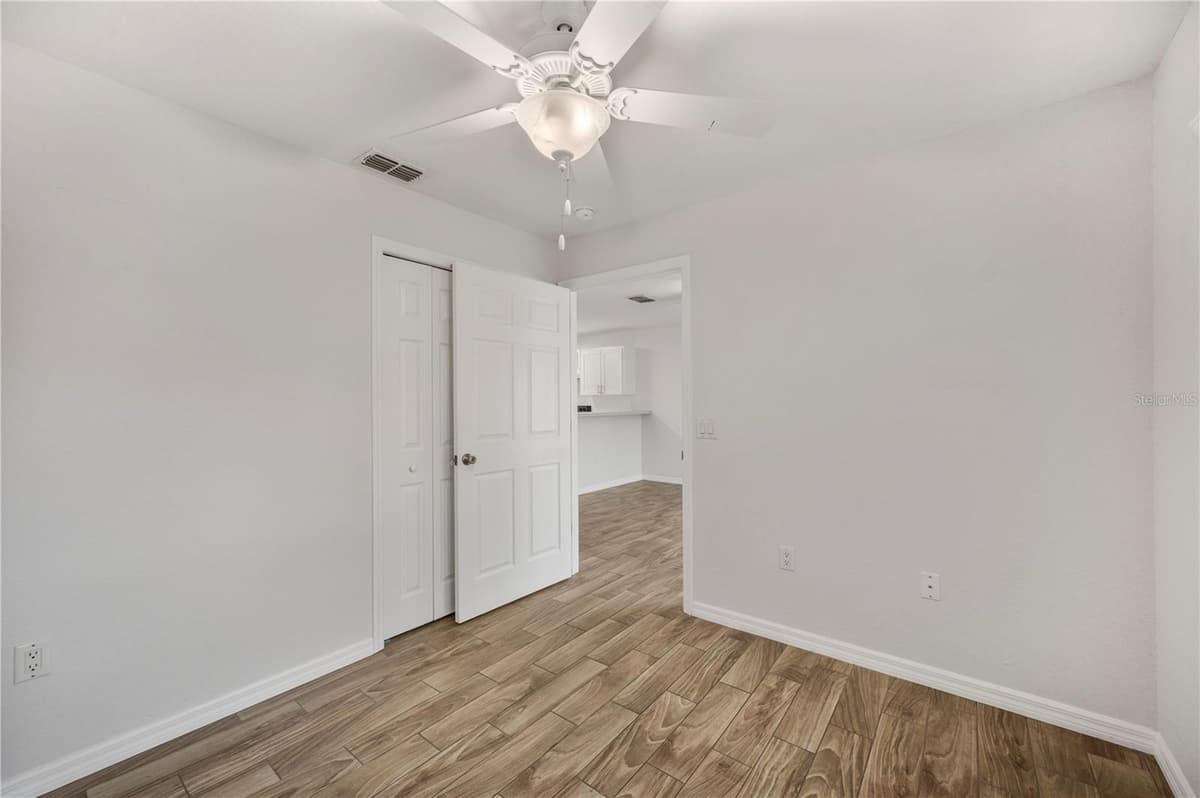 210 ORANGE AVENUE — photo 26 of 49