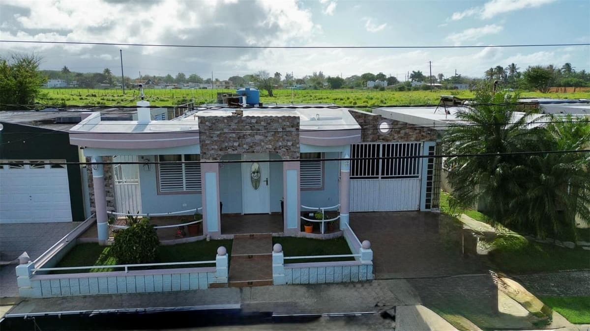 A11 BO ISLOTE, COSTA ATLANTICO — photo 4 of 44