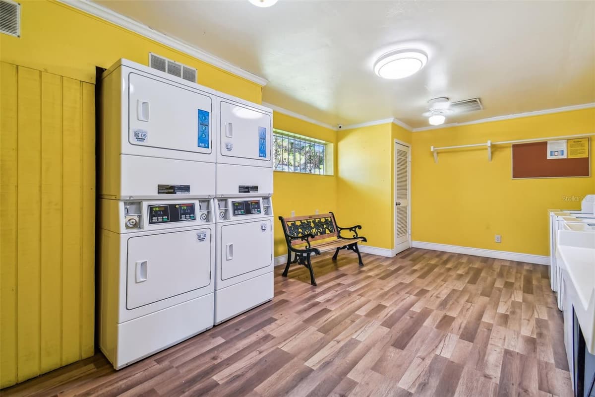 229 RED MAPLE PLACE — photo 44 of 45