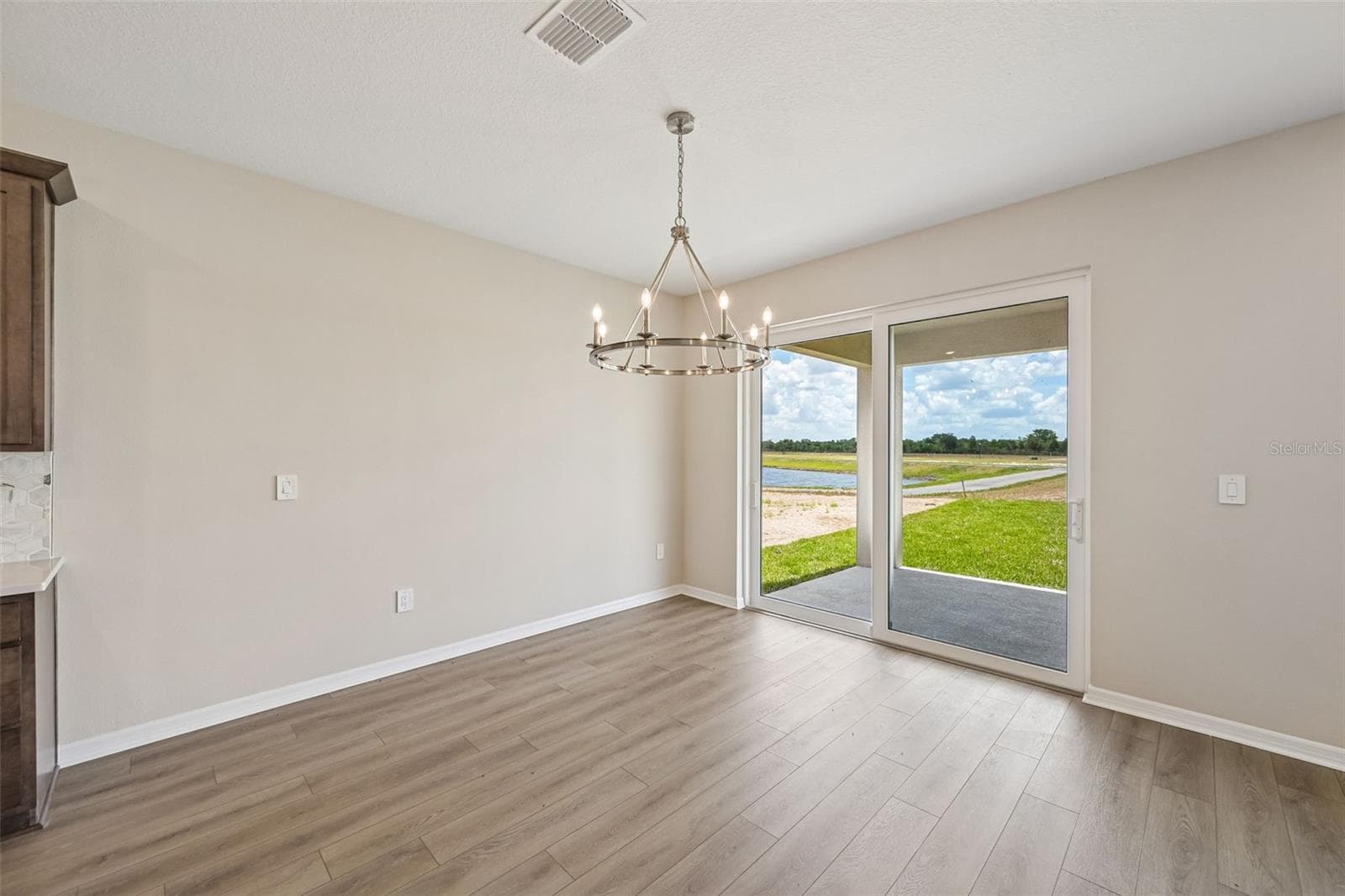 5919 FRESH FLORA DRIVE — photo 12 of 27