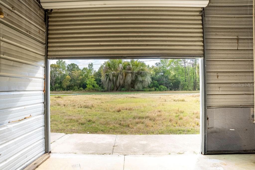 6029 US HIGHWAY 17 — photo 23 of 27