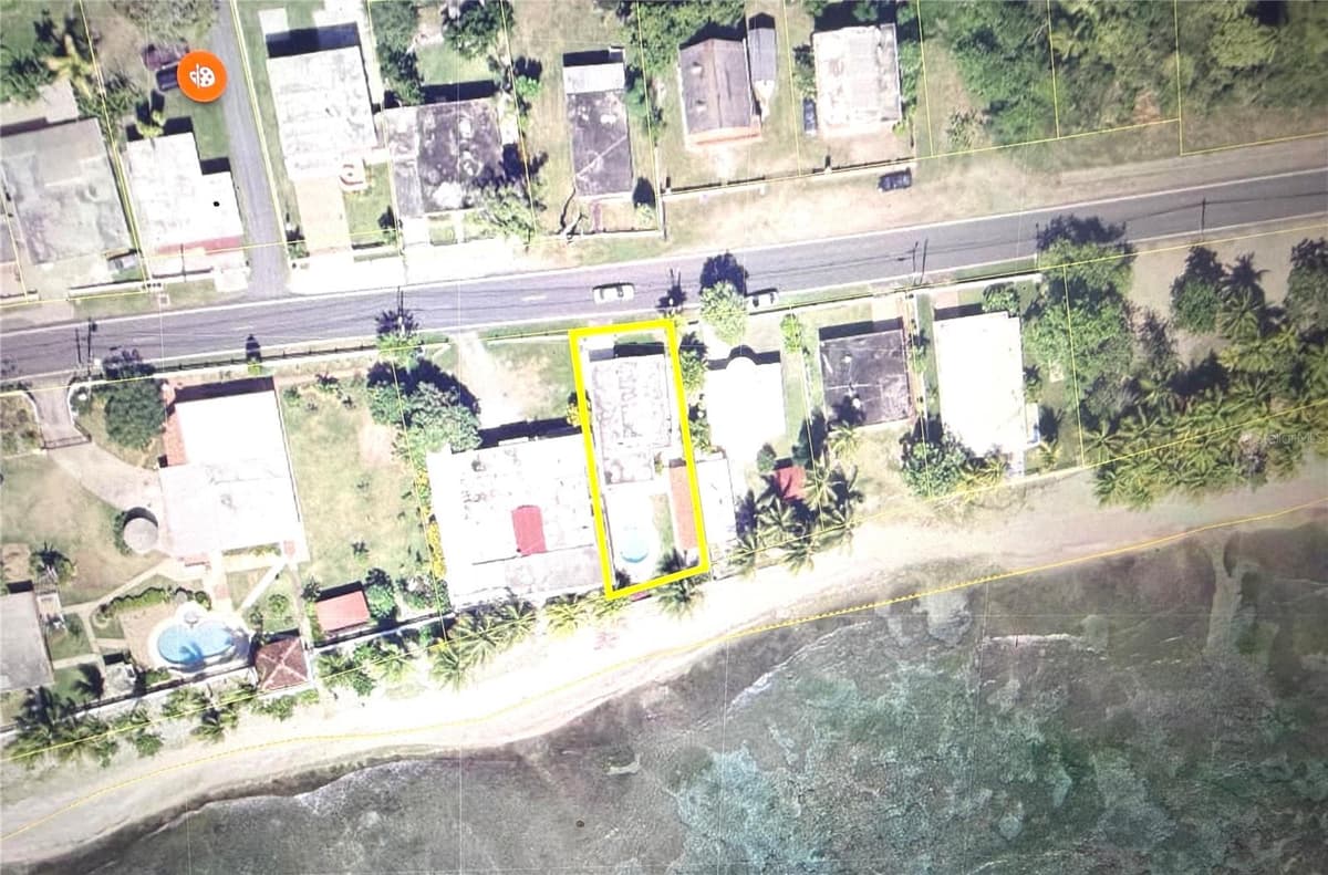 Carr#3 BEACH FRONT HOUSE AVENUE — photo 15 of 17
