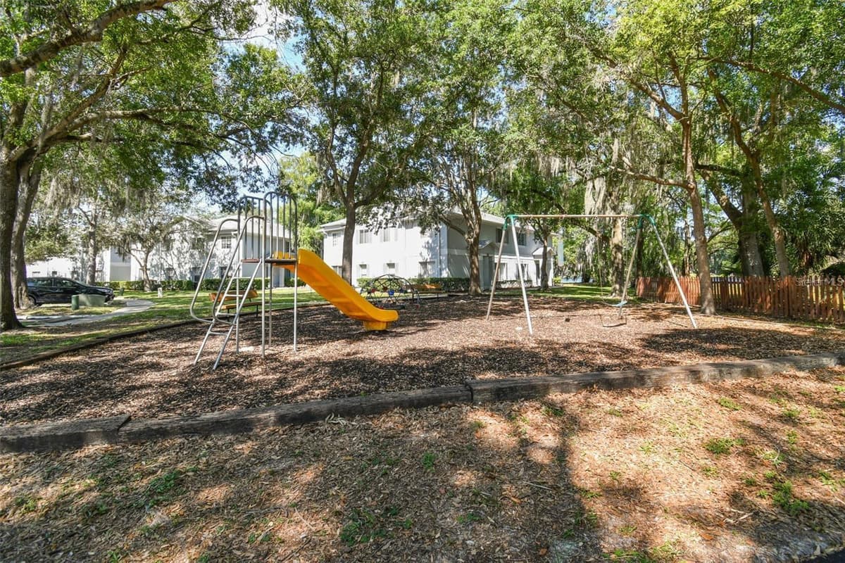 4141 DOLPHIN DRIVE — photo 22 of 27