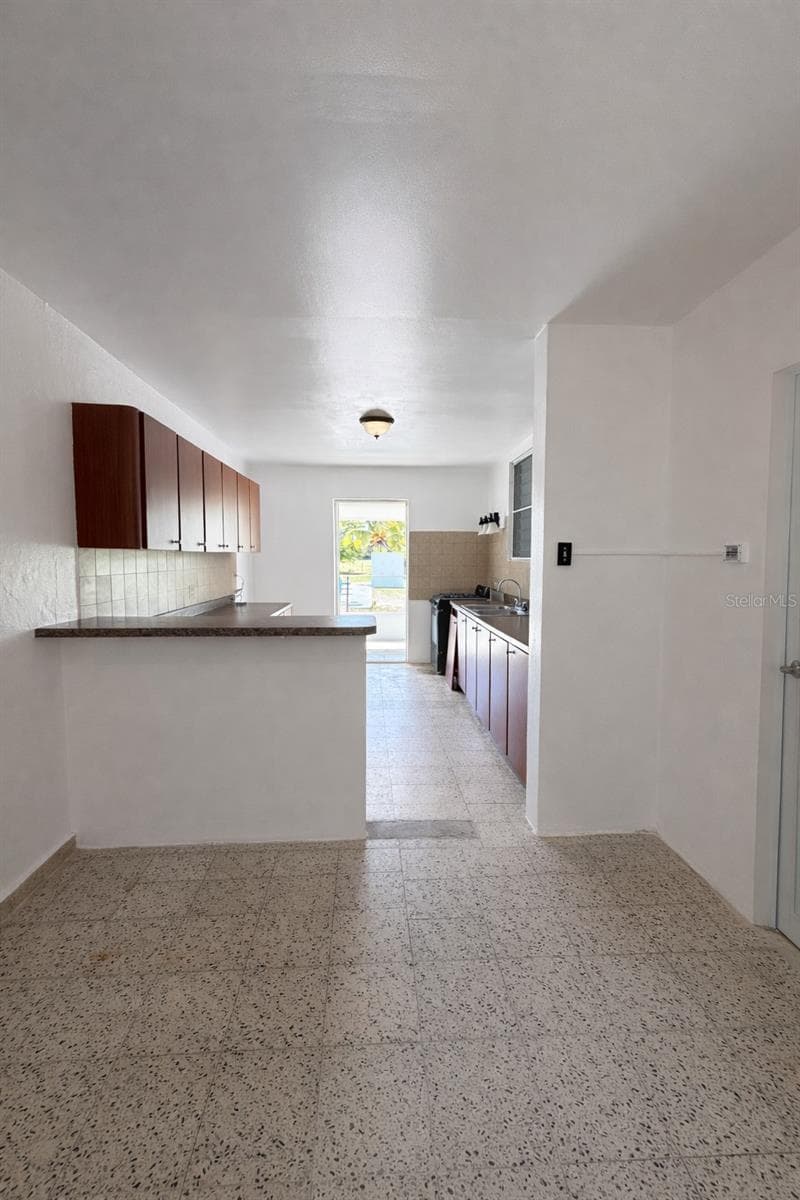 PR 7758 BO. GUARDARRAYA — photo 12 of 38