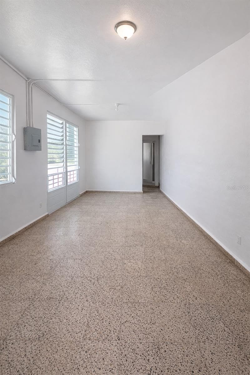 PR 7758 BO. GUARDARRAYA — photo 6 of 38