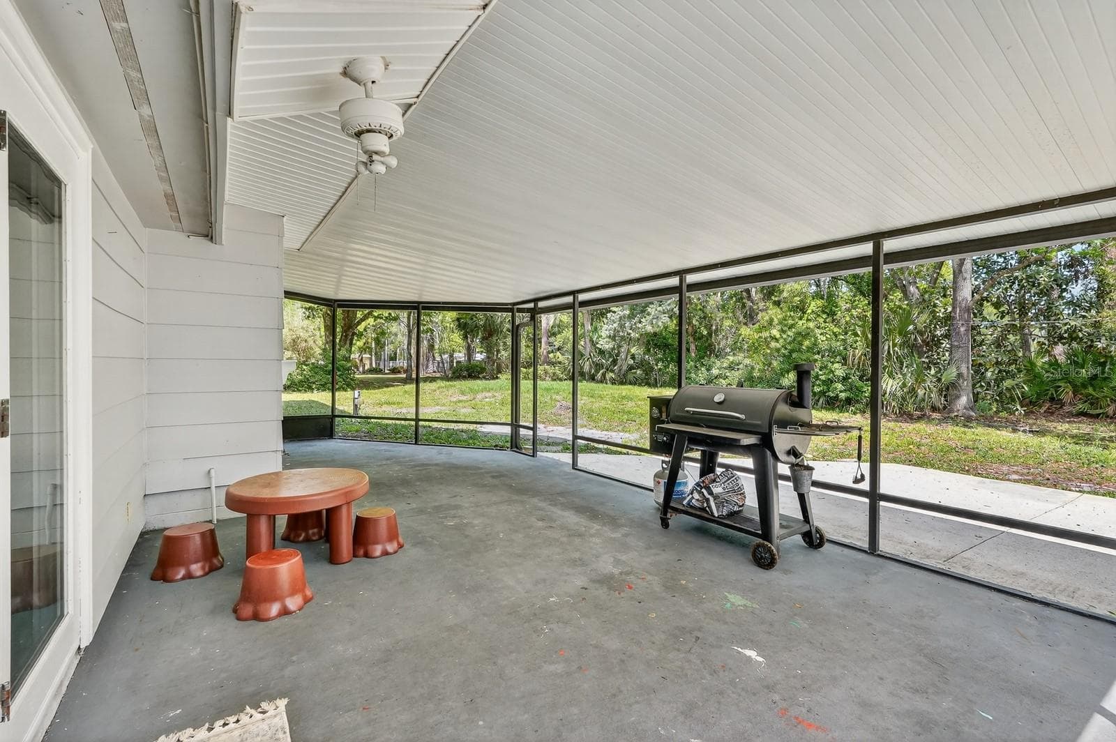 116 ROUND LAKE CIRCLE — photo 32 of 55