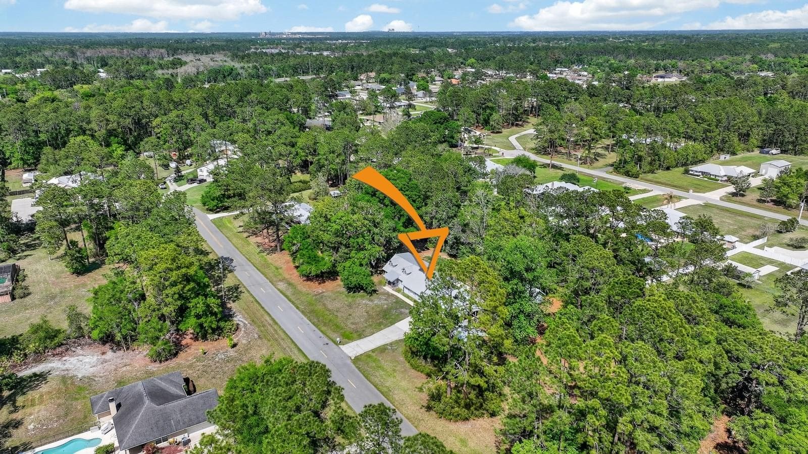 116 ROUND LAKE CIRCLE — photo 43 of 55
