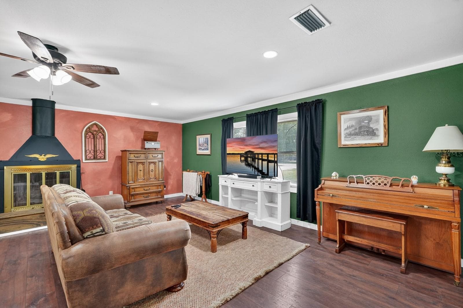 116 ROUND LAKE CIRCLE — photo 16 of 55