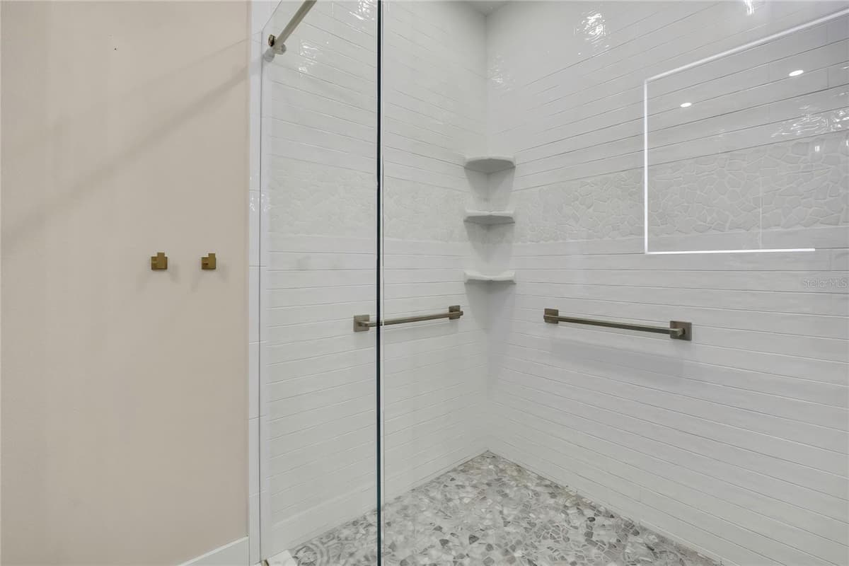 3991 BUCKHORN DRIVE — photo 30 of 82
