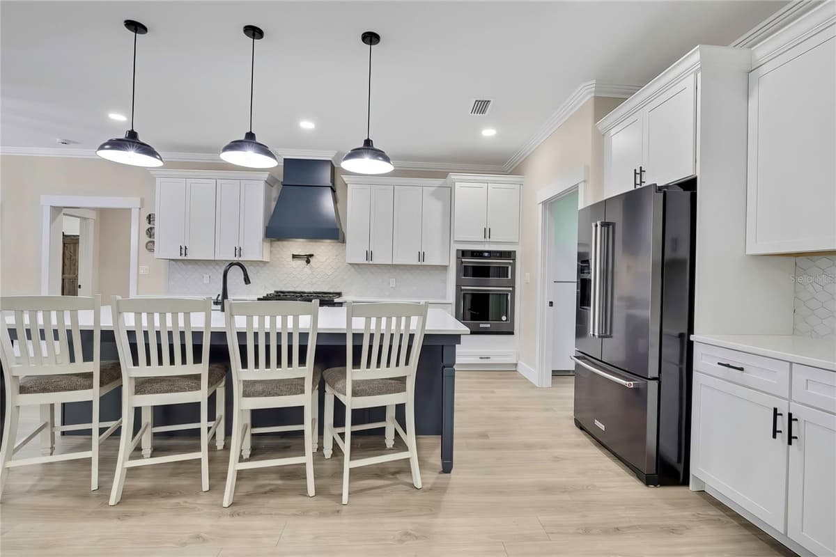 3991 BUCKHORN DRIVE — photo 13 of 82