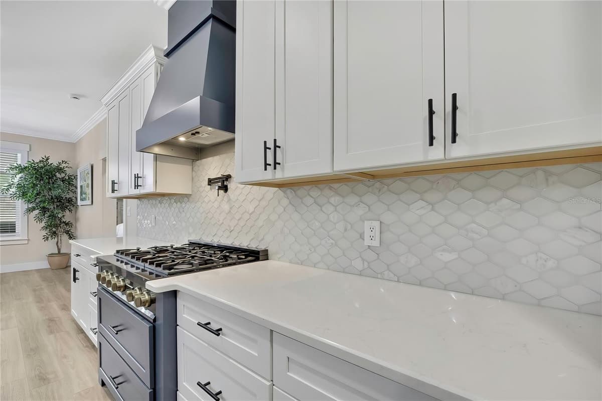 3991 BUCKHORN DRIVE — photo 17 of 82