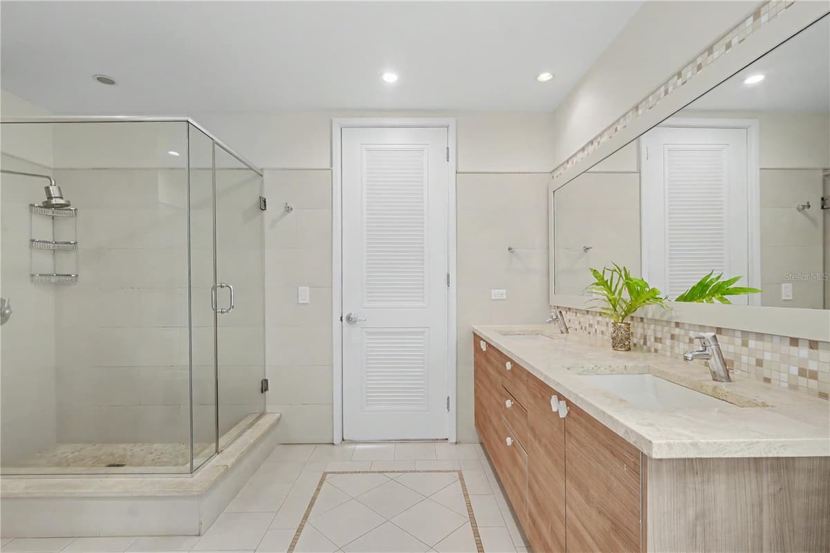 7000 Bahia Beach Boulvard LAS VENTANAS I — photo 17 of 32