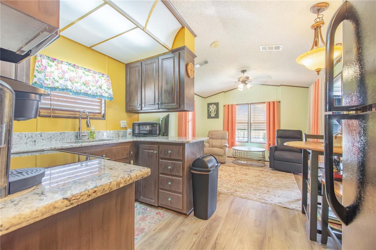 475 PINE LOOP — photo 11 of 42