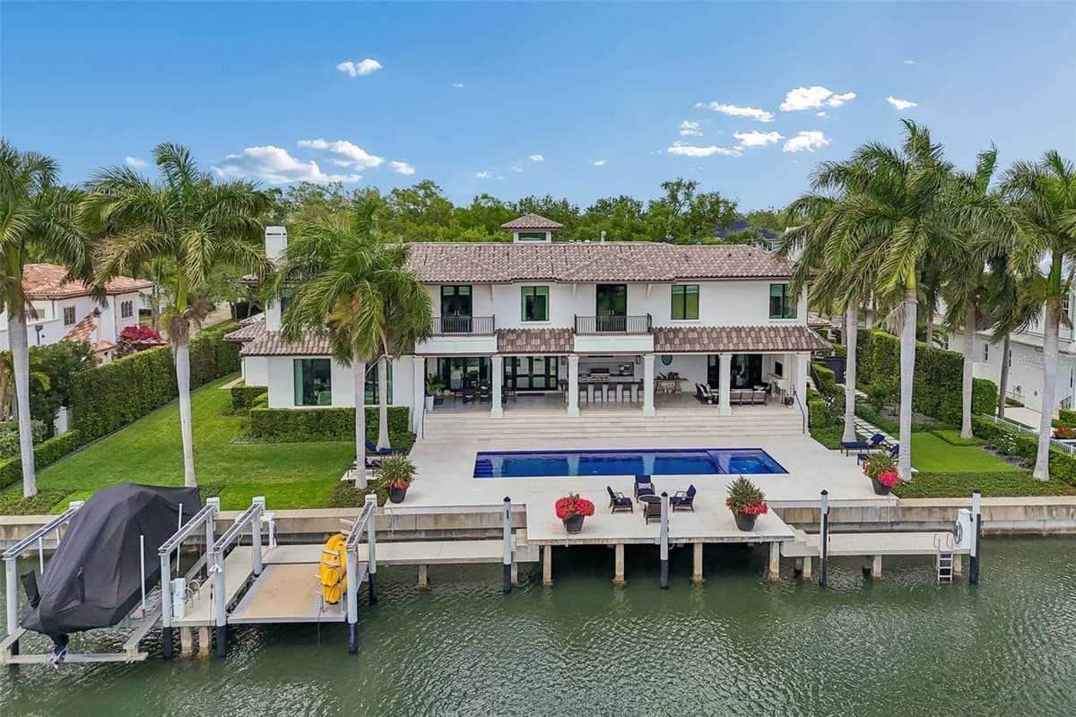 4808 CULBREATH ISLES ROAD — photo 3 of 82