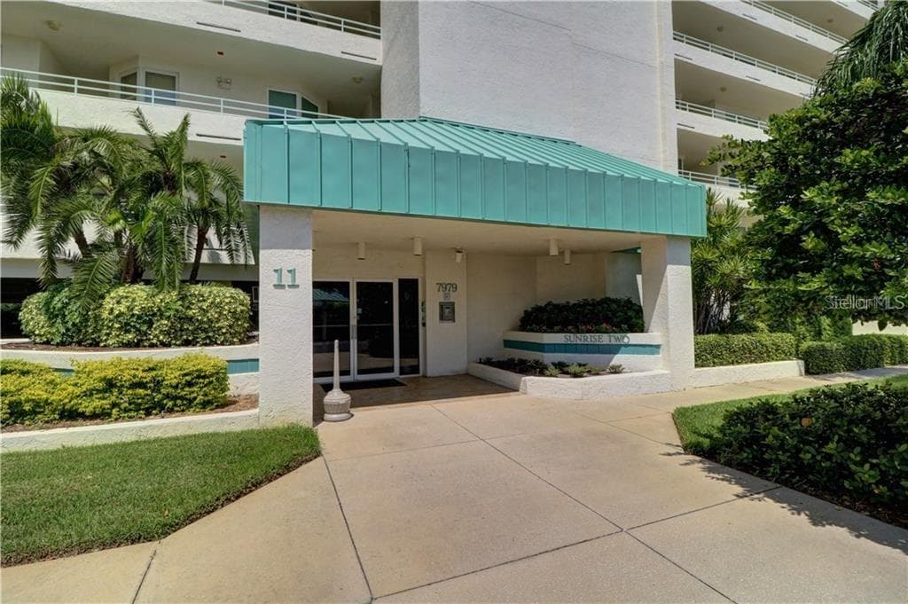 7979 SAILBOAT KEY BOULEVARD — photo 2 of 52