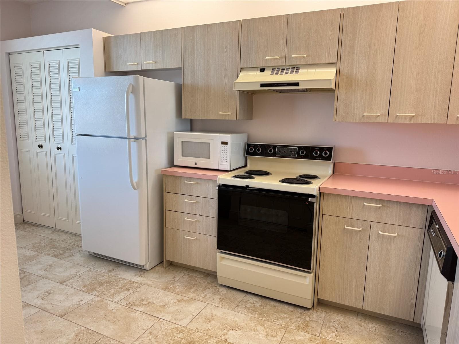 7979 SAILBOAT KEY BOULEVARD — photo 6 of 52