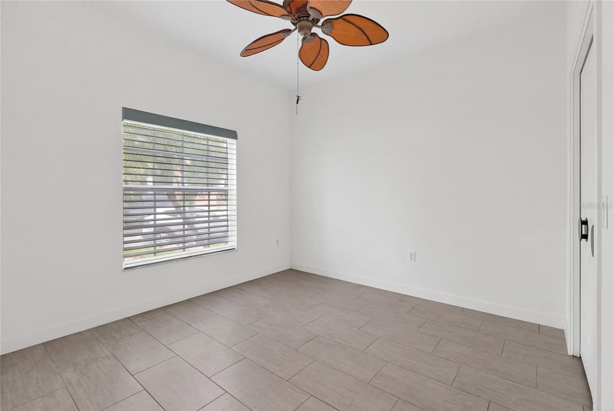 4120 LIMERICK DRIVE — photo 30 of 86