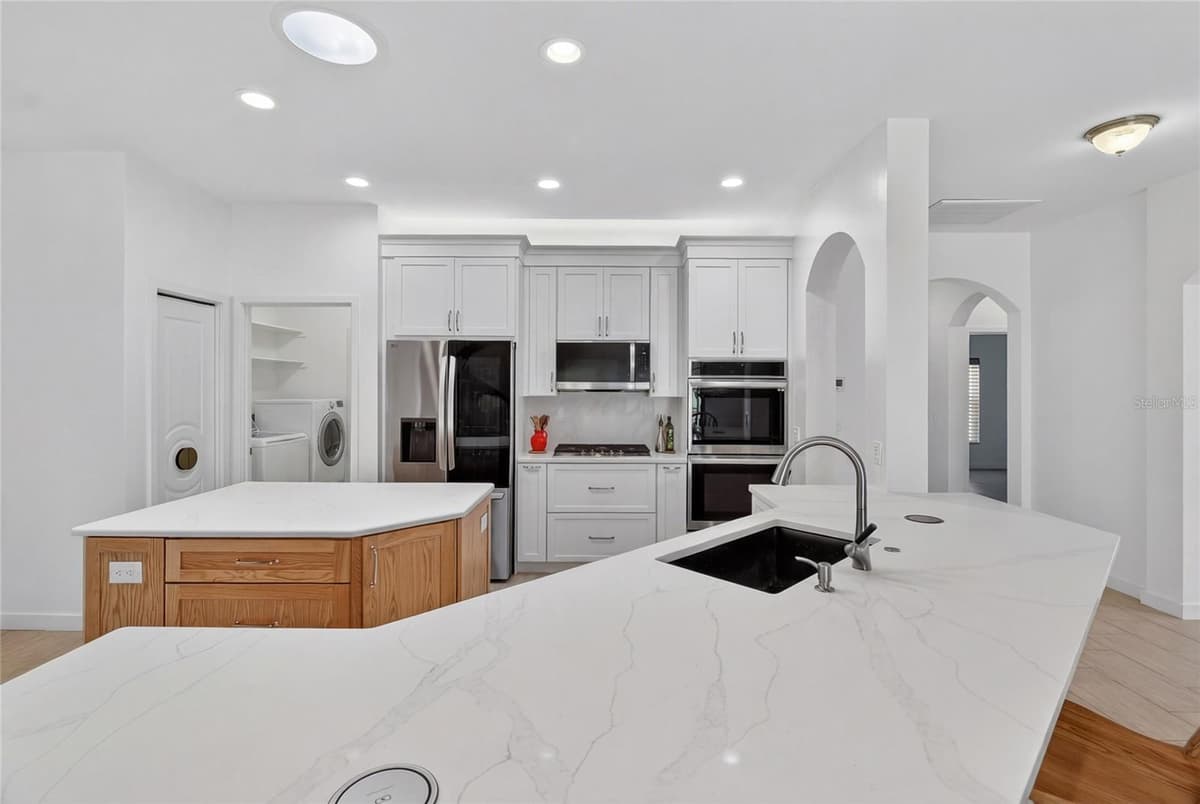 4120 LIMERICK DRIVE — photo 19 of 86
