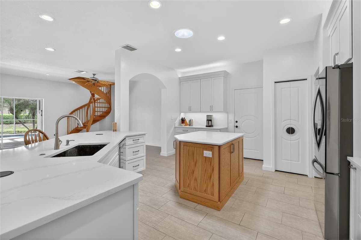 4120 LIMERICK DRIVE — photo 14 of 86