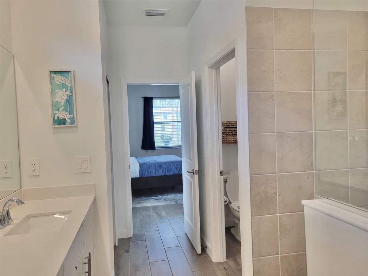 20273 HARTFORD BOULEVARD — photo 21 of 57