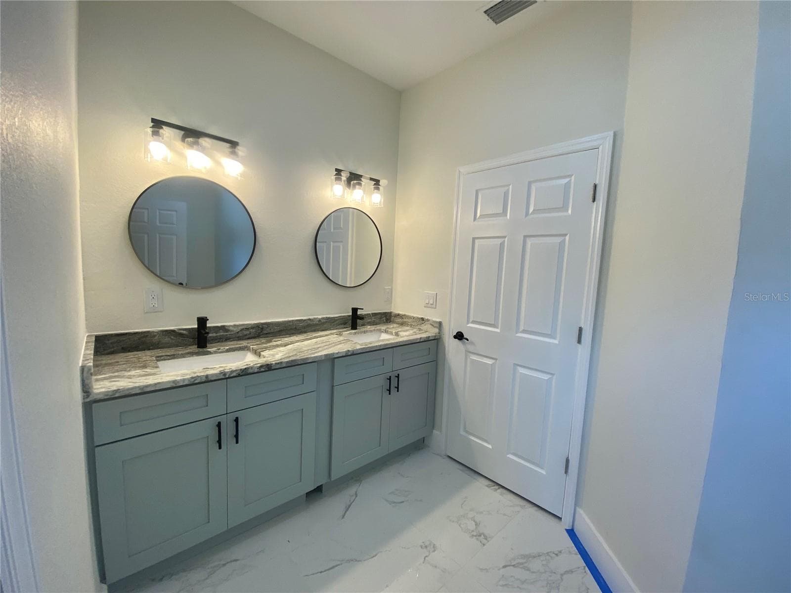 4507 FERRARI DRIVE — photo 19 of 35