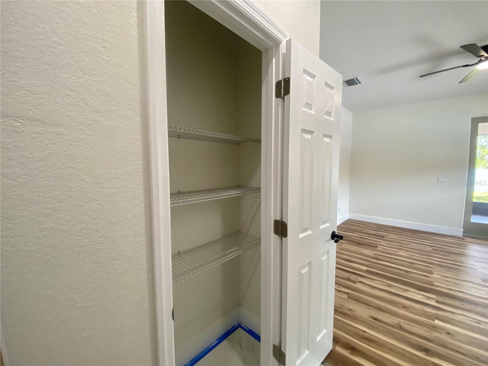 4507 FERRARI DRIVE — photo 22 of 35
