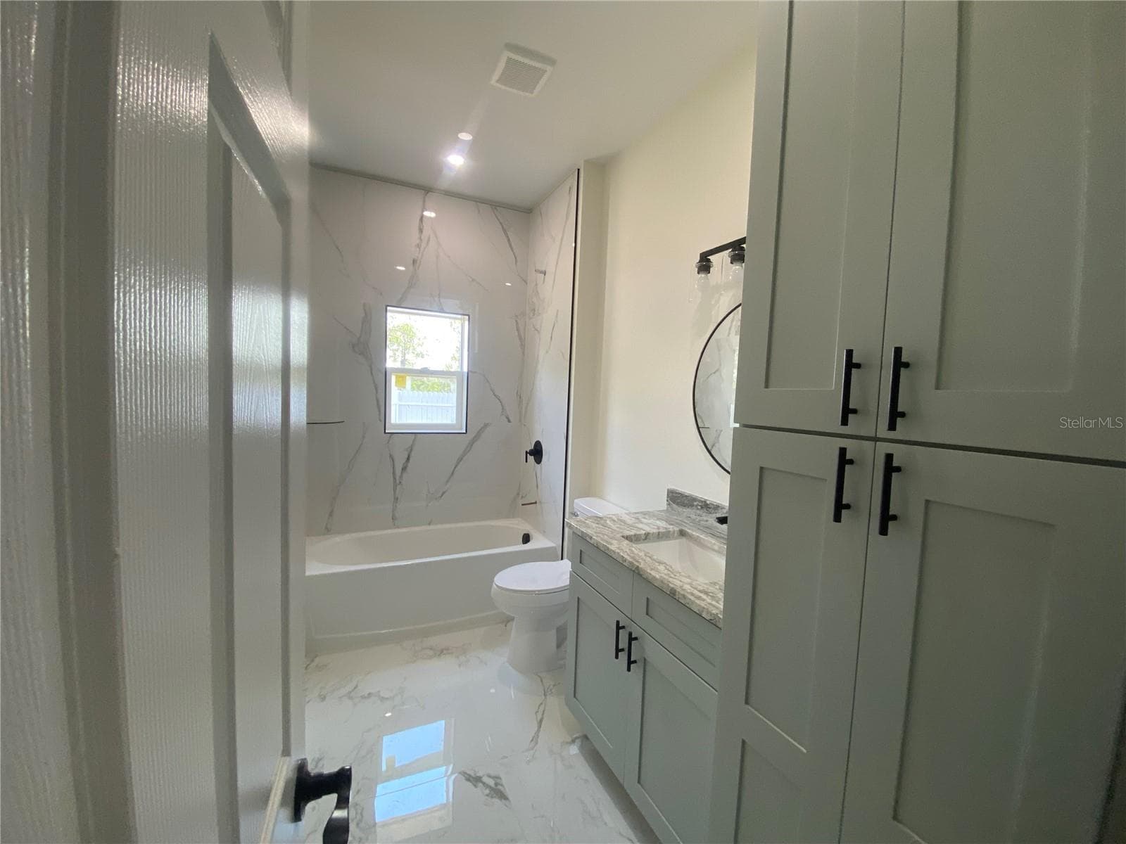 4507 FERRARI DRIVE — photo 24 of 35