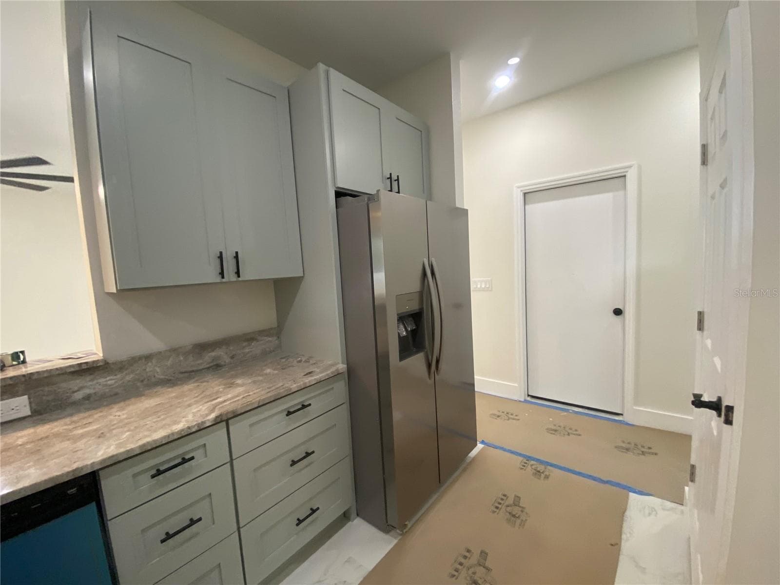 4507 FERRARI DRIVE — photo 12 of 35