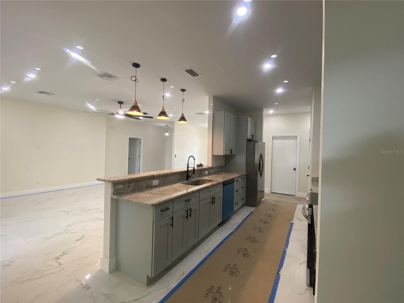 4507 FERRARI DRIVE — photo 9 of 35