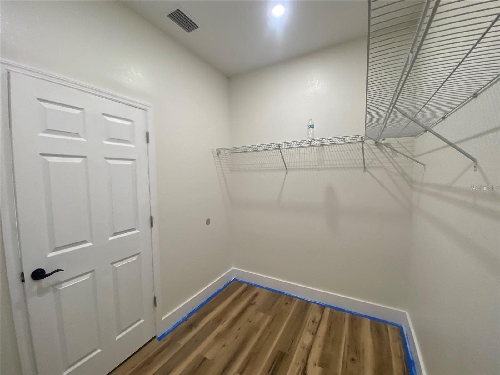 4507 FERRARI DRIVE — photo 16 of 35