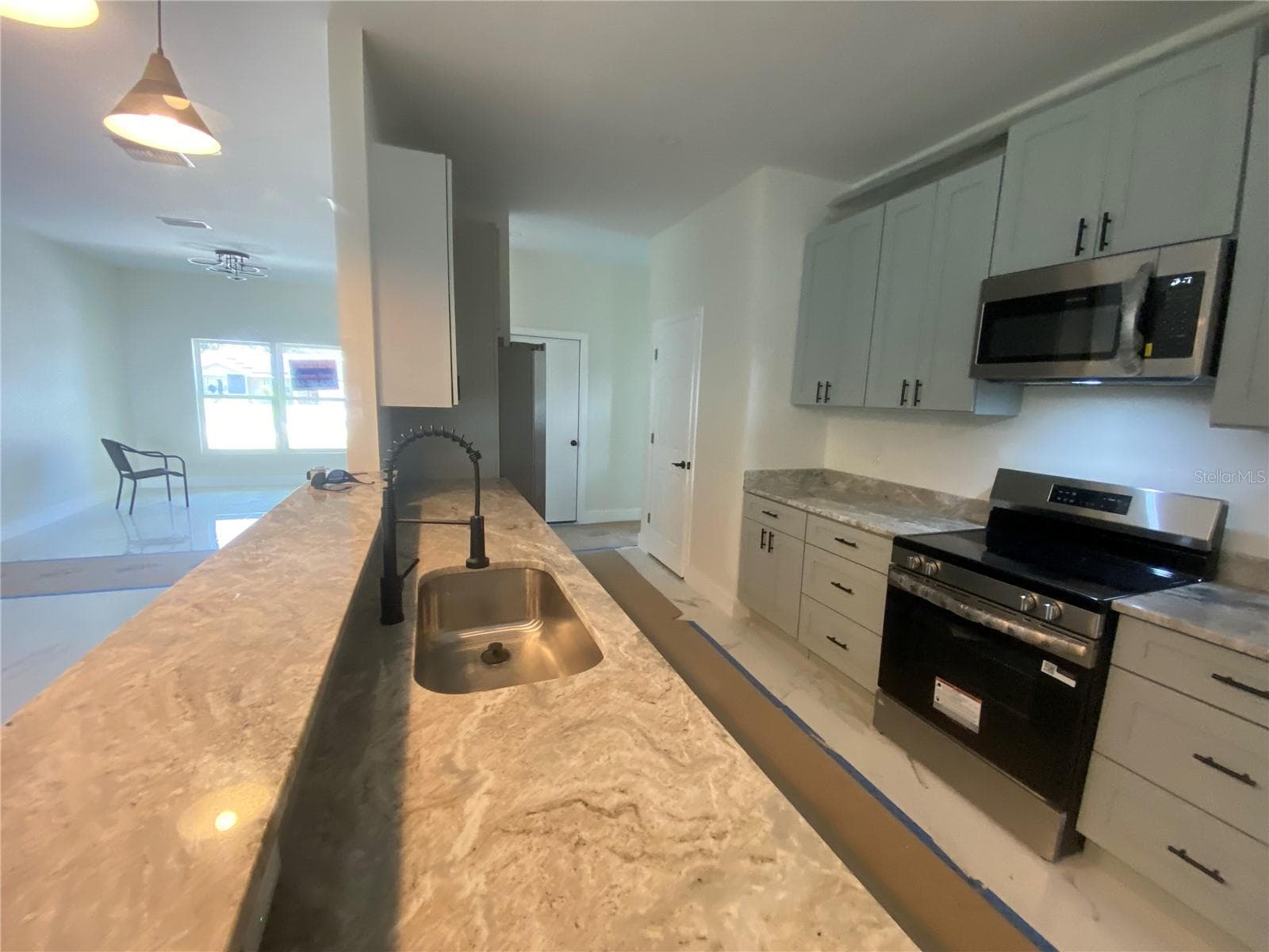 4507 FERRARI DRIVE — photo 7 of 35