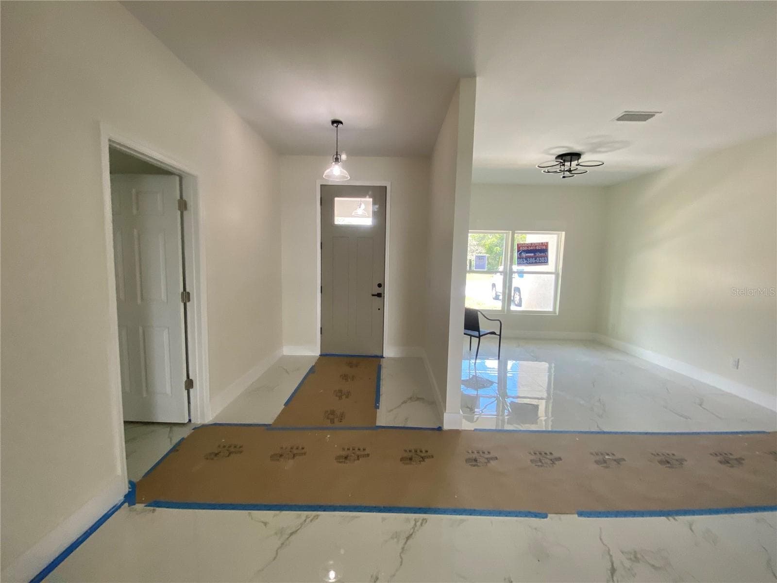 4507 FERRARI DRIVE — photo 14 of 35