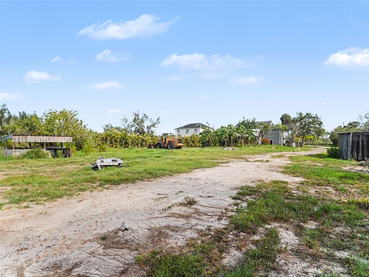 1740 BAYSHORE DRIVE — photo 53 of 65