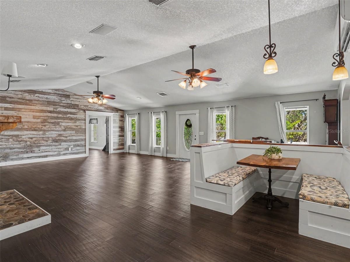 1740 BAYSHORE DRIVE — photo 17 of 65