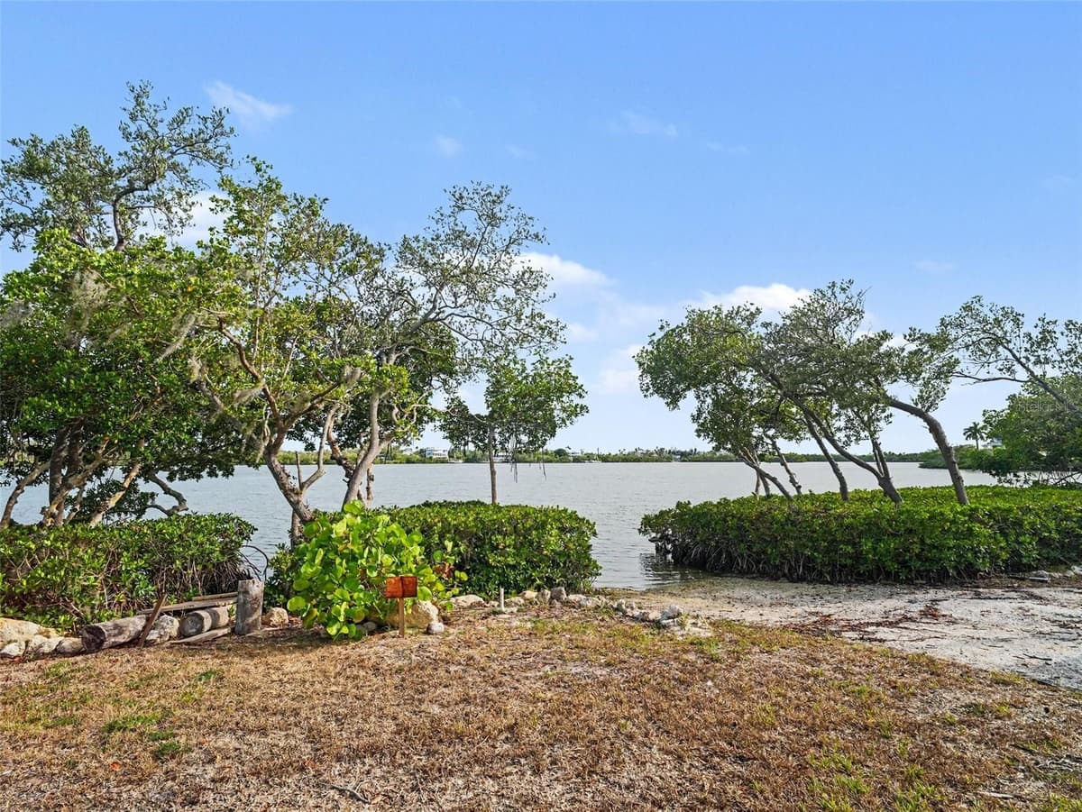 1740 BAYSHORE DRIVE — photo 55 of 65