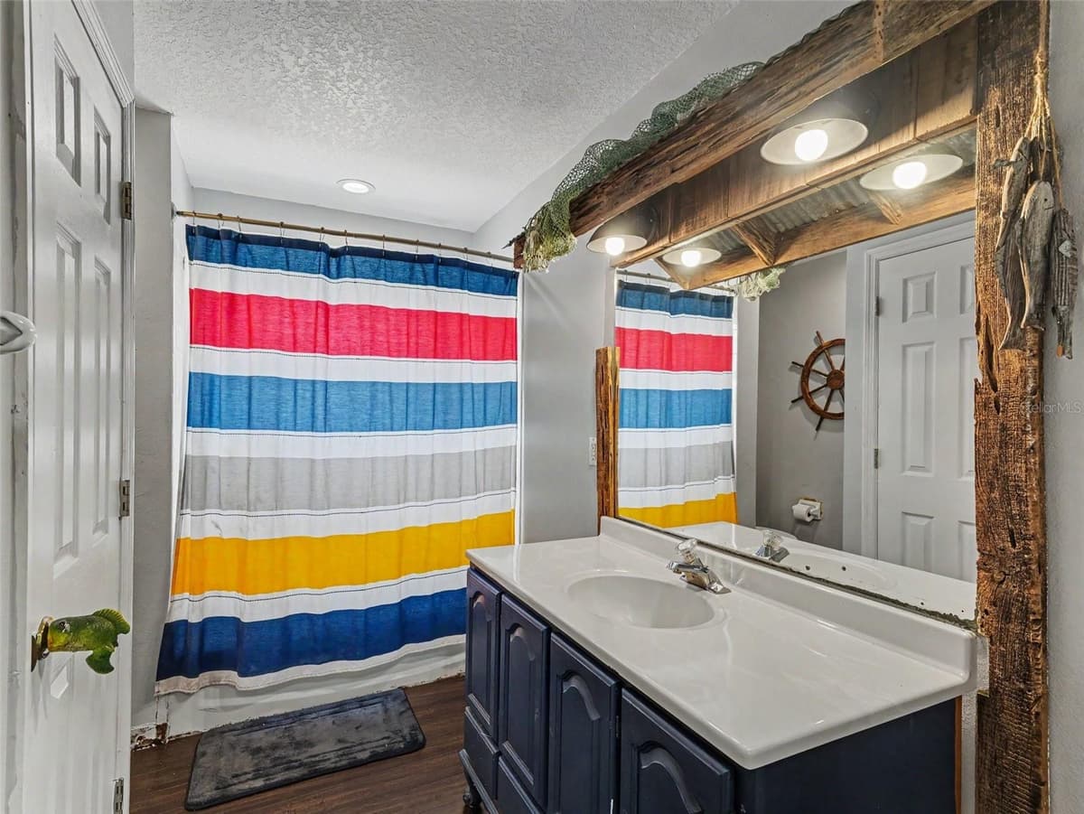 1740 BAYSHORE DRIVE — photo 37 of 65