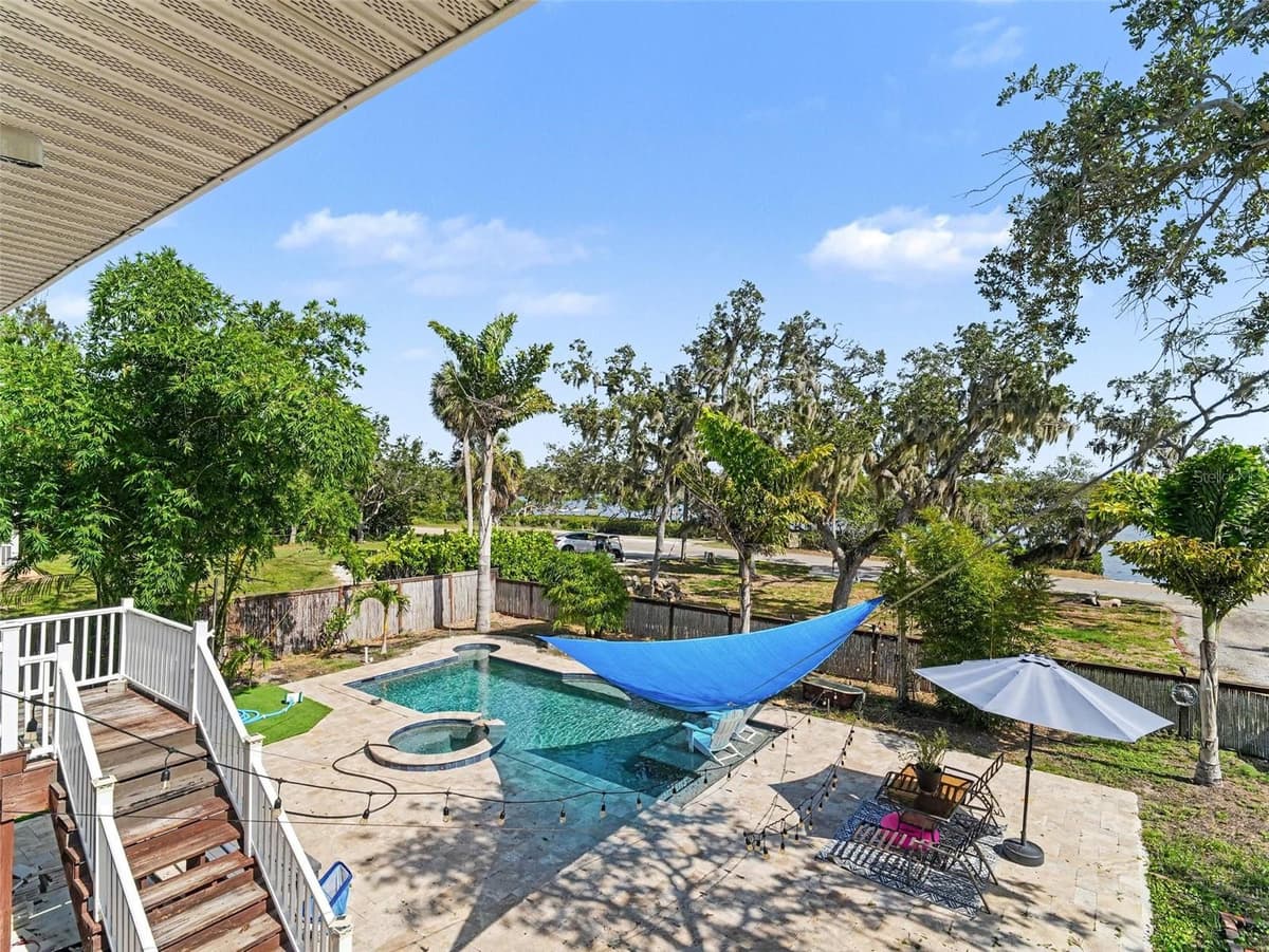 1740 BAYSHORE DRIVE — photo 9 of 65