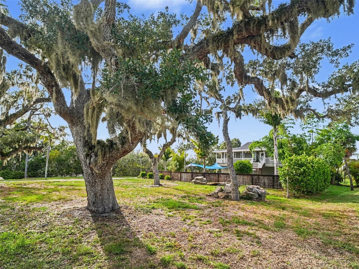 1740 BAYSHORE DRIVE — photo 47 of 65