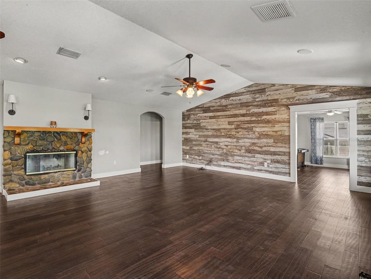 1740 BAYSHORE DRIVE — photo 14 of 65