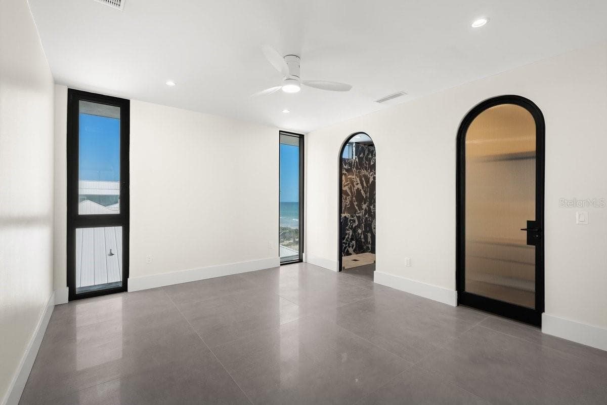 6176 ATLANTIC AVENUE — photo 87 of 95