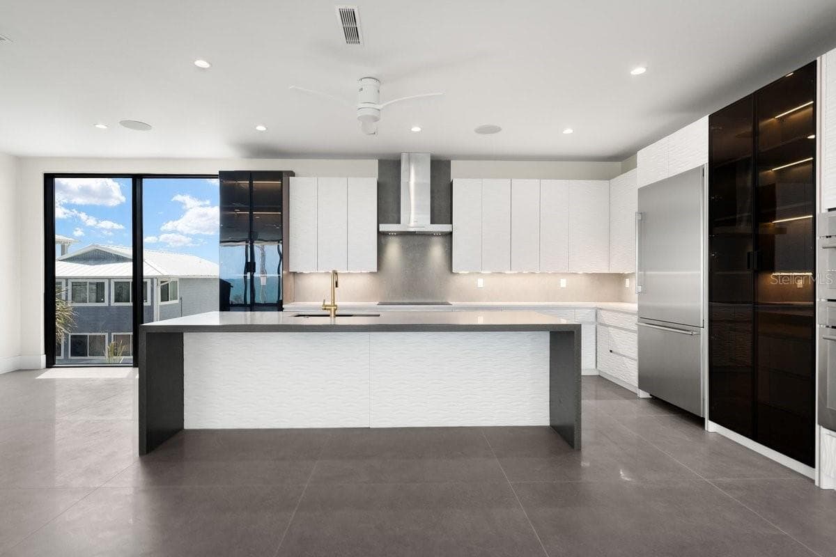 6176 ATLANTIC AVENUE — photo 45 of 95