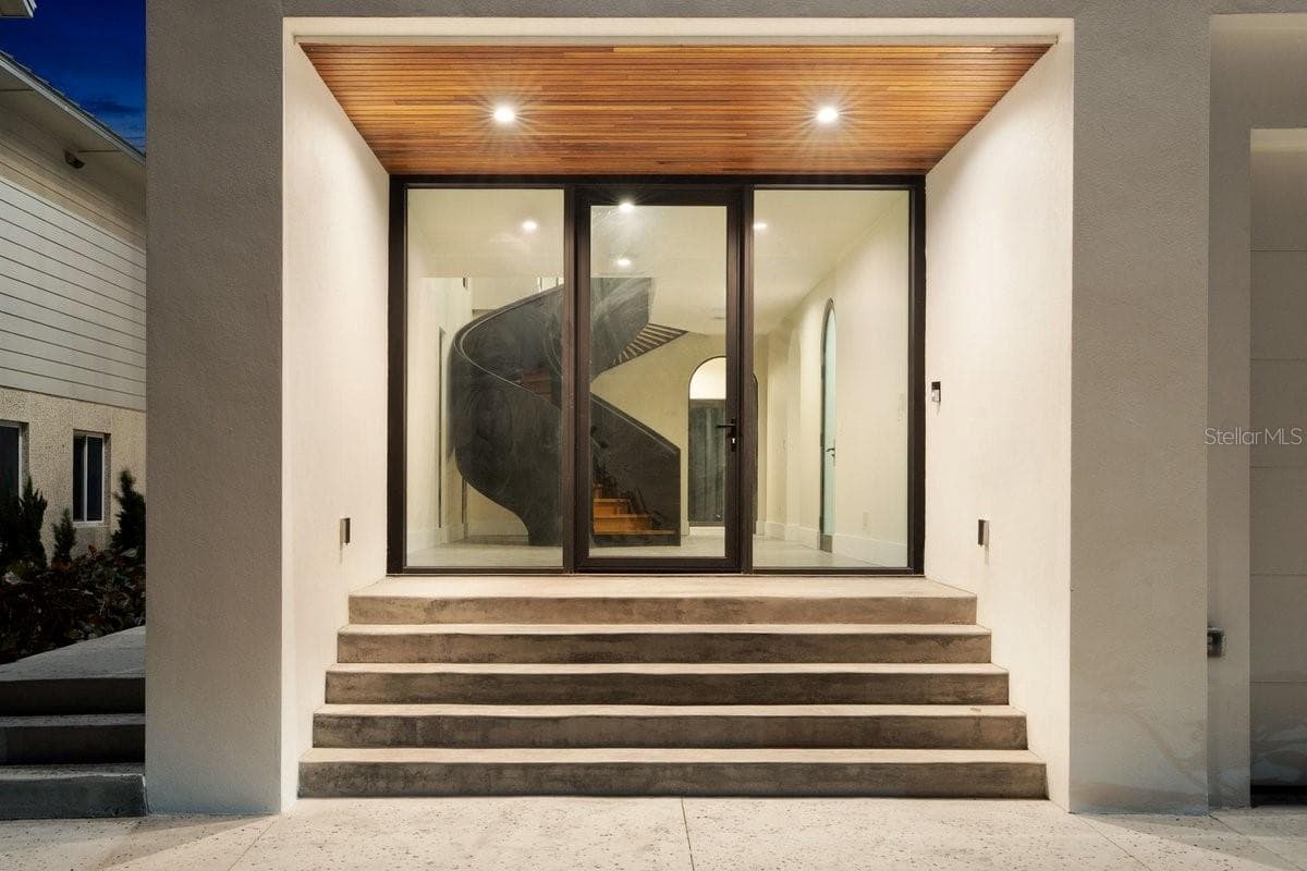 6176 ATLANTIC AVENUE — photo 4 of 95