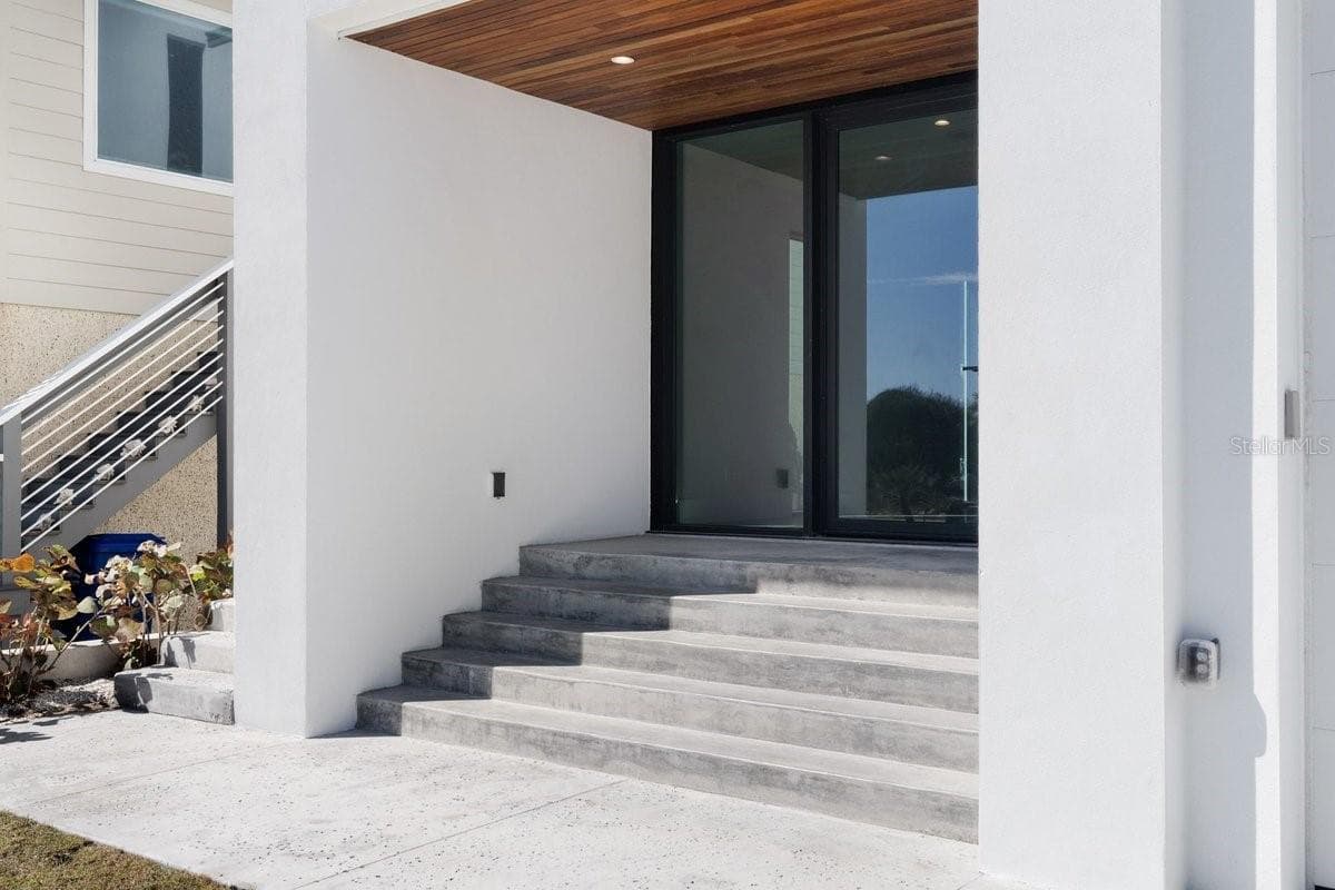 6176 ATLANTIC AVENUE — photo 31 of 95